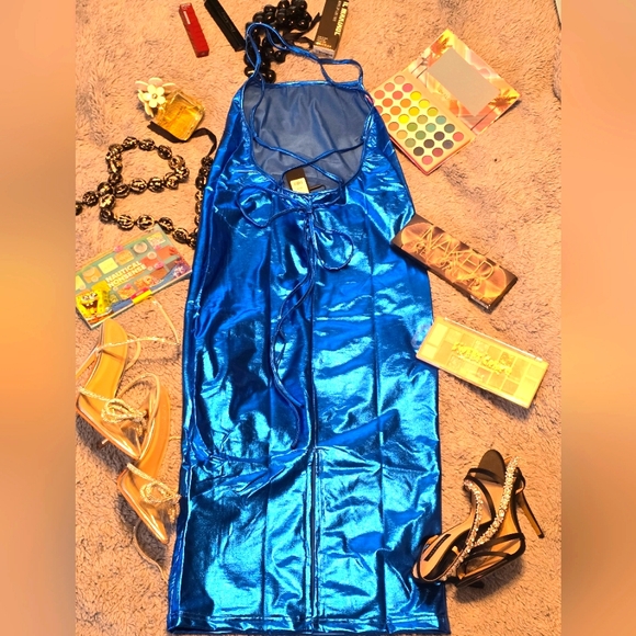Beautiful Blue Metallic Dress NWT size Medium 🫠 - Picture 6 of 8